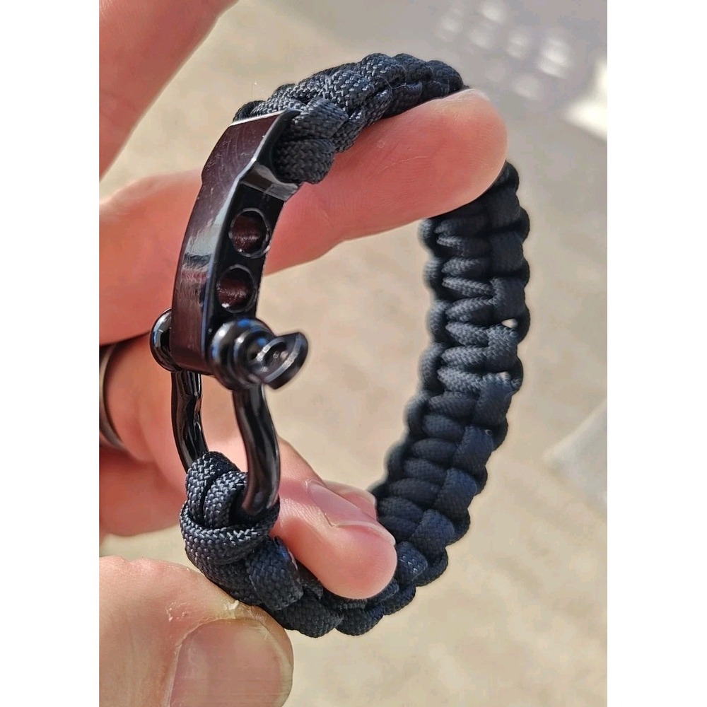 Blacked Out Las Vegas 550 Paracord Bracelet Adjustable Black Metal Buckle